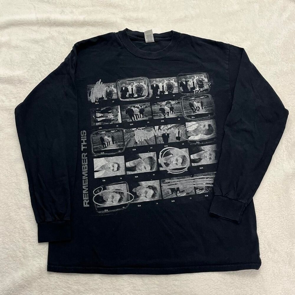 Gildan Men's Black T-shirt
